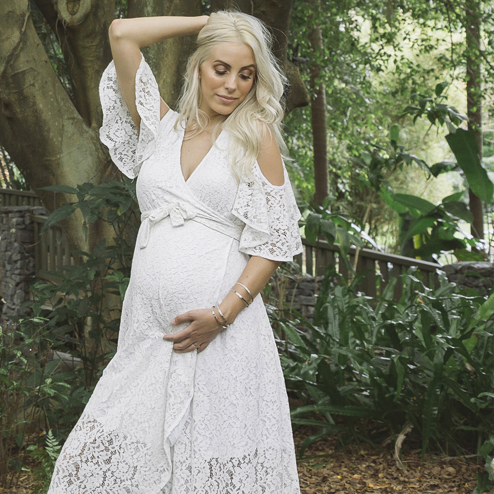 DIY Your Maternity Photoshoot at Home